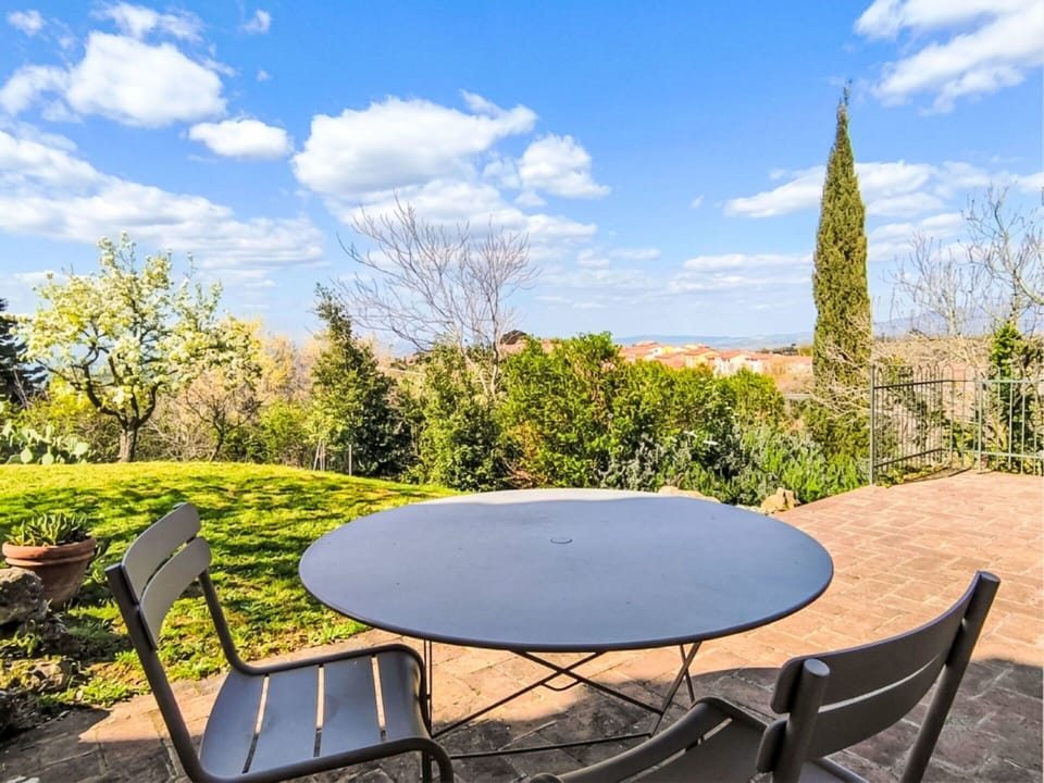 Furniture, Outdoor Furniture, Table, Outdoor Table, Chair, Shade, Garden, Landscaping, Backyard, Kitchen & Dining Room Table