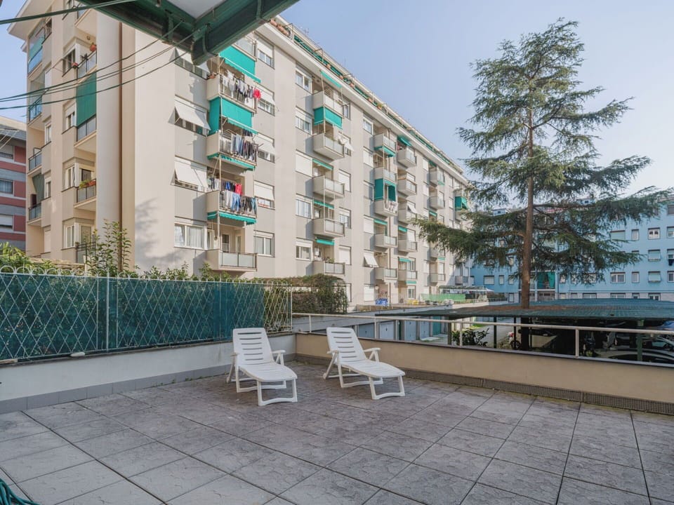 Residential Area, Apartment, Condominium, Urban Design, Balcony, Hotel