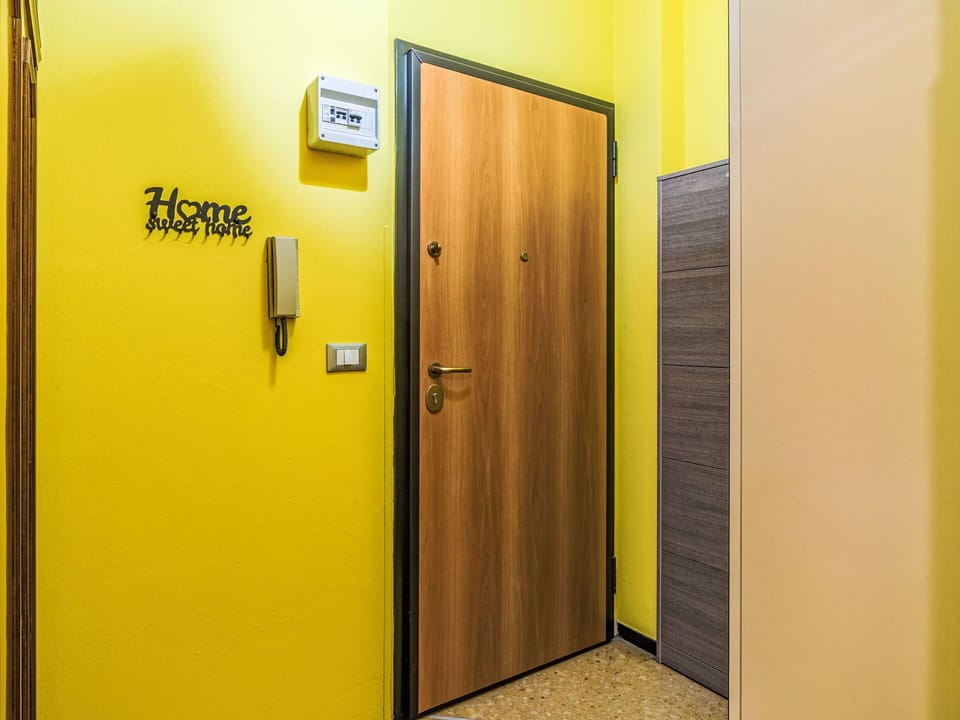 Yellow, Door, Flooring, Door Handle, Home Door, Floor, Wood Stain
