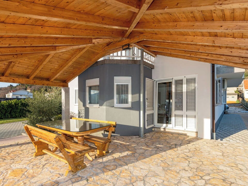 Wood, Roof, Home, House, Porch, Shade, Cottage, Deck, Wood Stain, Outdoor Structure
