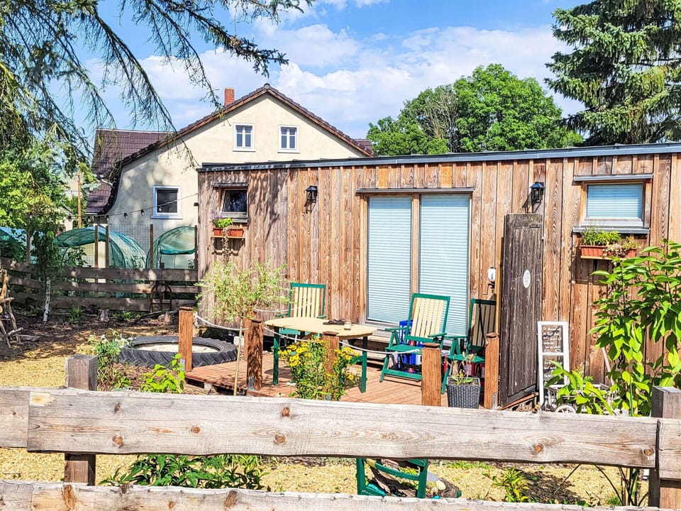 Wood, Cottage, Rural Area, Backyard, Garden, Garden Buildings, Lumber, Yard, Wood Stain, Shed