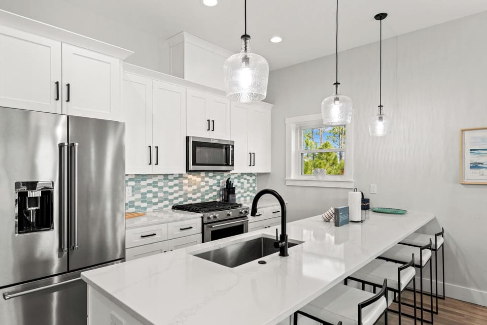 House, 4 Bedrooms, Private Pool, Ocean View | Private kitchen | Full-size fridge, microwave, oven, stovetop