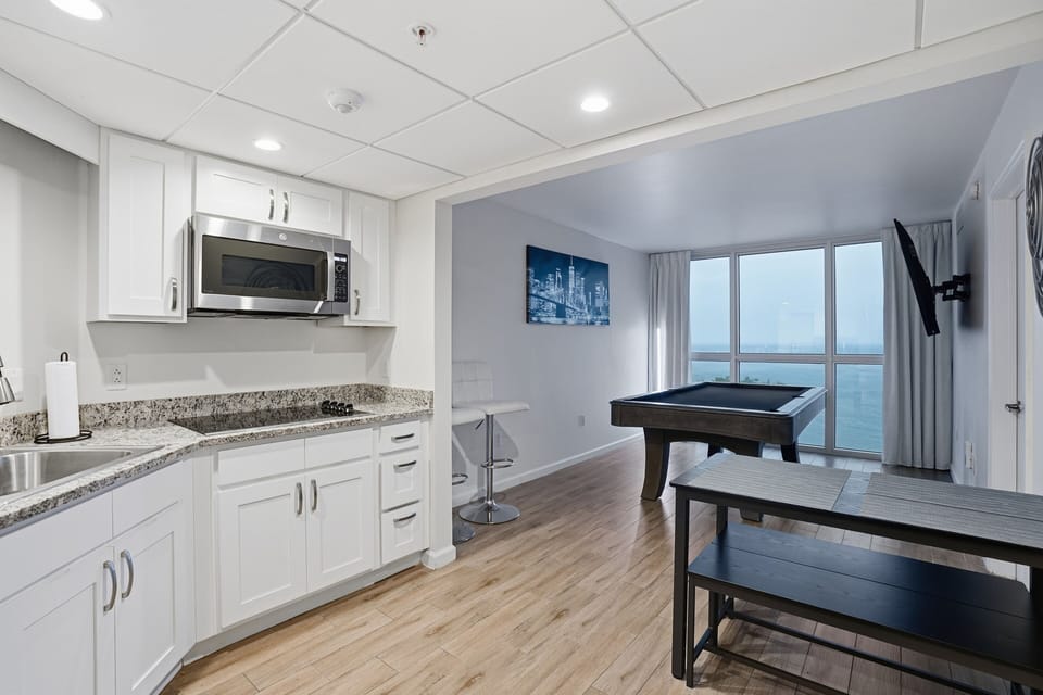 Condo, 2 Bedrooms | Private kitchen | Fridge, coffee/tea maker