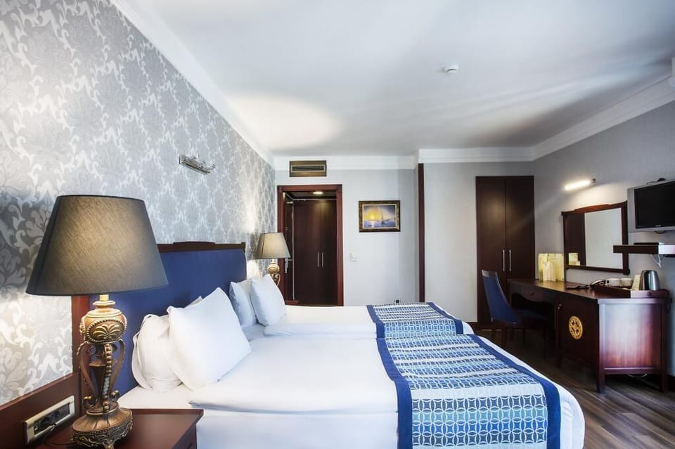Premium bedding, minibar, in-room safe, desk