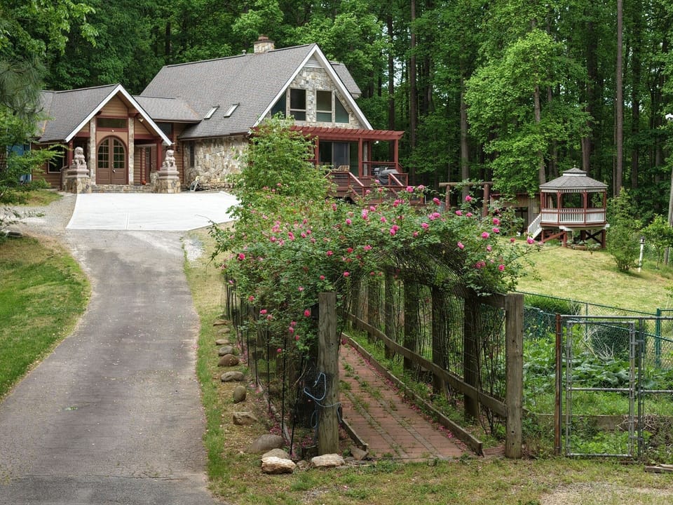 Spring 2026 Rosewalk