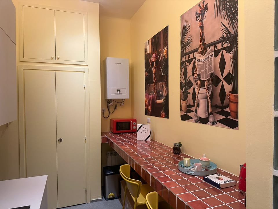 Apartment (1 Bedroom) | Private kitchen | Microwave, espresso maker, electric kettle