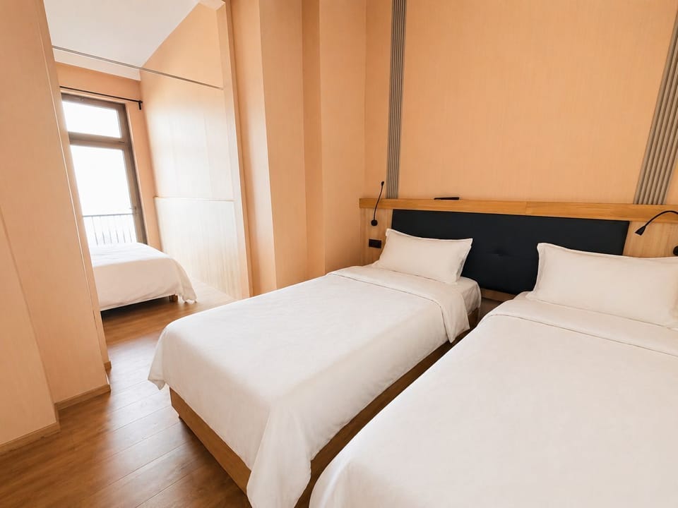 Family Quadruple Room | In-room safe, desk, blackout drapes, free WiFi