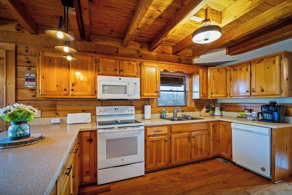 Plenty of space to spread out and host your favorite people!