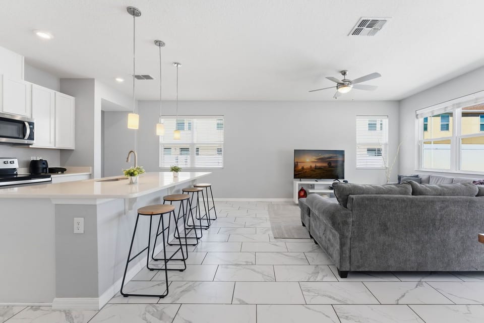 Villa (4 Bedrooms) | Living area | 50-inch Smart TV with cable channels