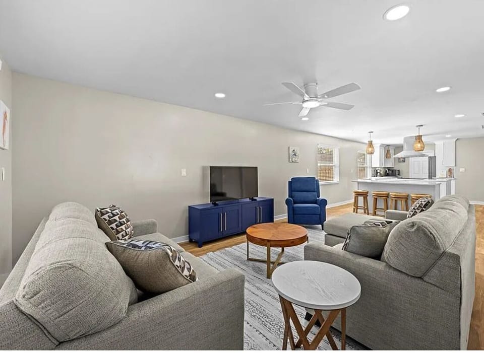 Open & Airy Living Space