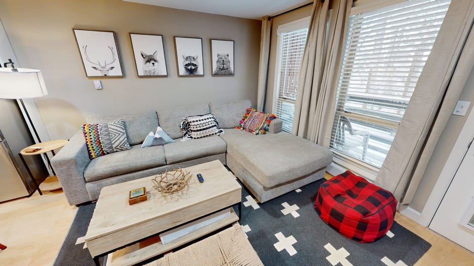 Home Decor, Furniture, Couch, Architecture, Building