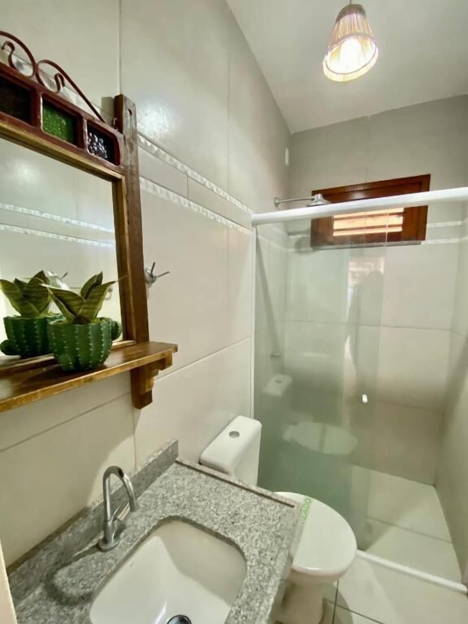 Quadruple Room, Balcony, City View | Bathroom