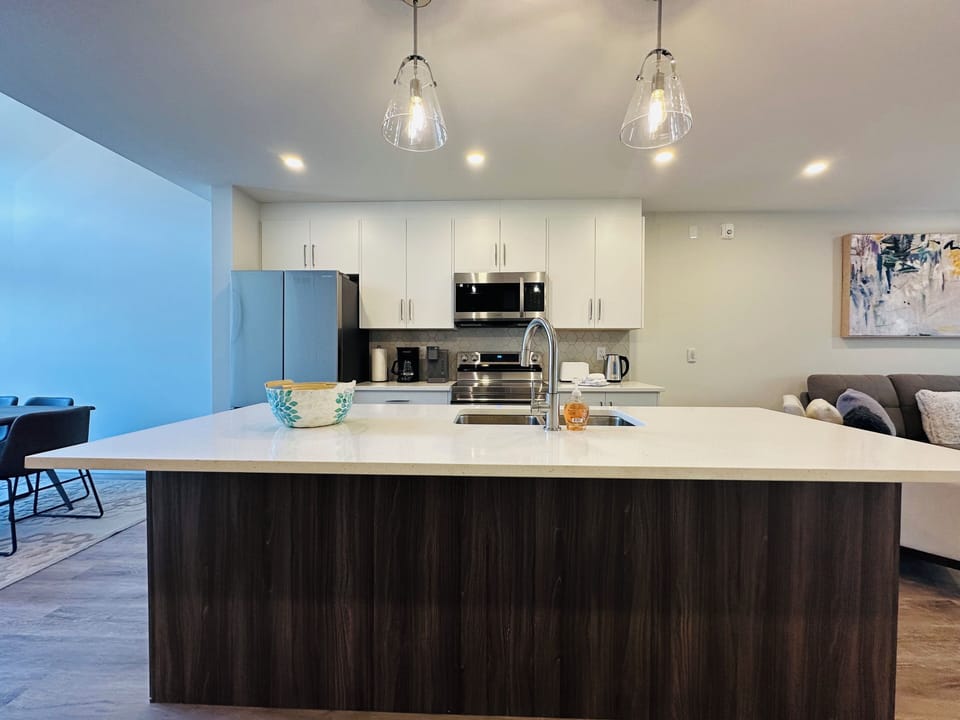 Family Townhome, Balcony | Private kitchen