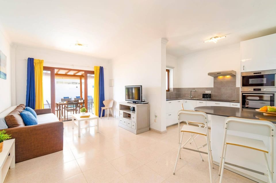 Villa Lupa image