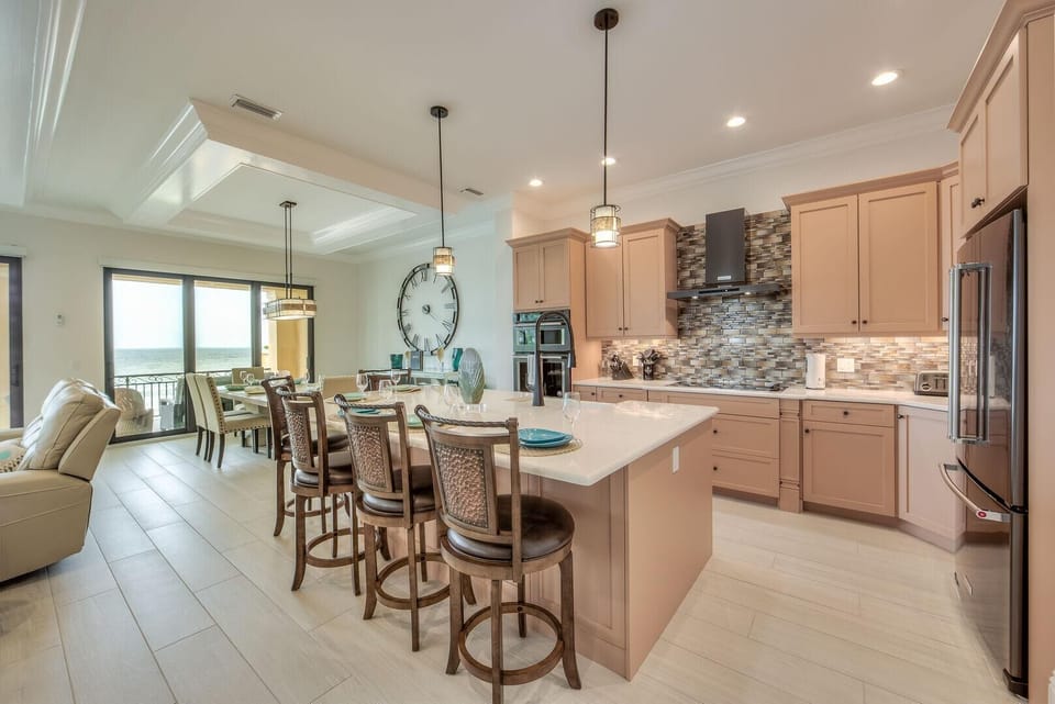 House, Multiple Beds (Sunset Siesta) | Private kitchen | Oven, toaster