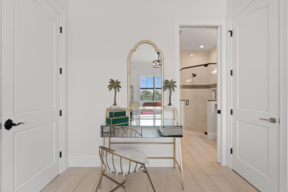 House, Multiple Beds (Sunset Siesta) | Interior