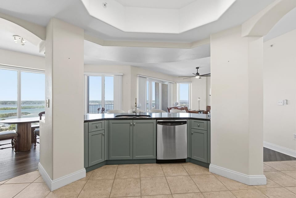Condo, Multiple Beds (Salida del Sol 1101) | Interior