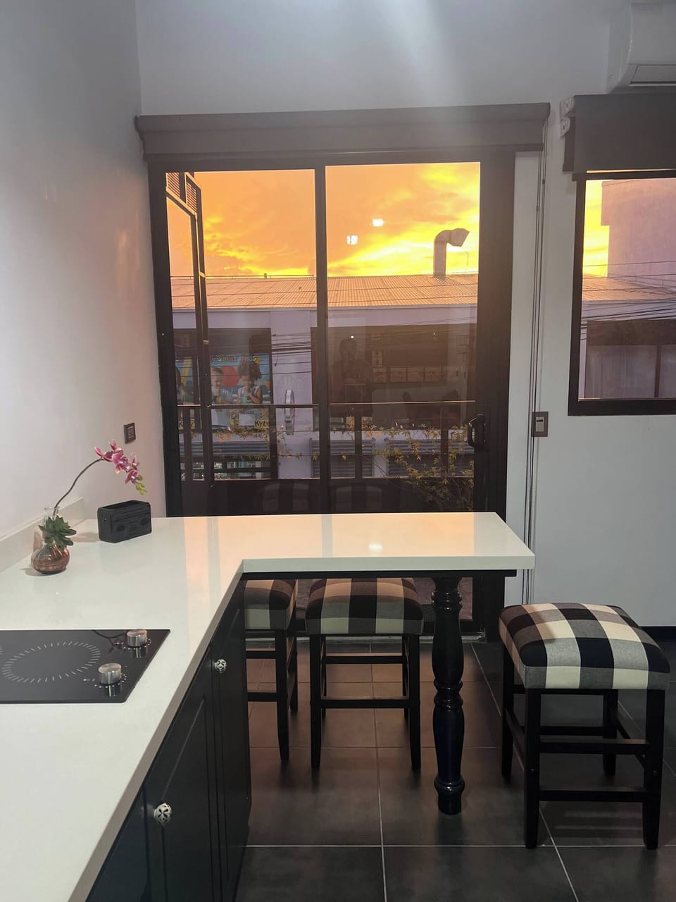 Apartment, 1 Bedroom | Dining room