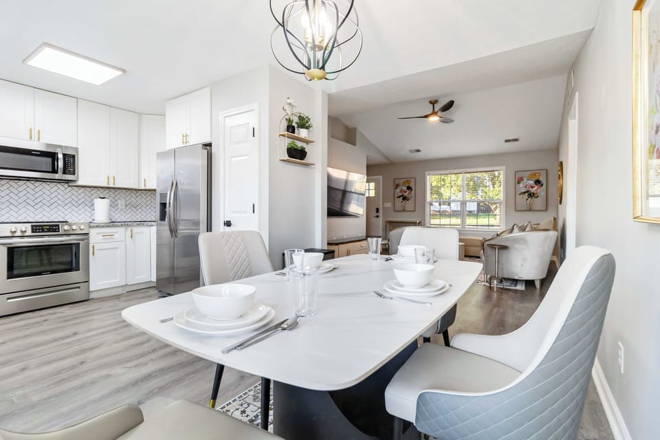 Open dining area perfect for meals or gathering together