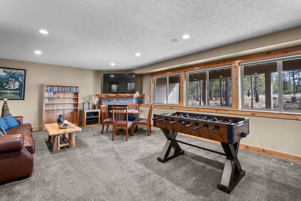 Game Room at The Master's Lodge