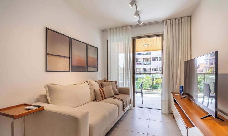 Basic Apartment | Living area