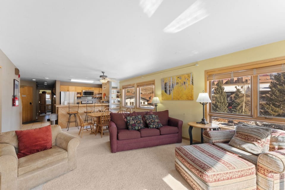 Condo (1 Bedroom) | Property amenity