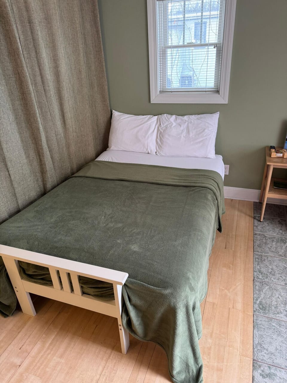 Full Futon Sleeper (74`Lx56`W)