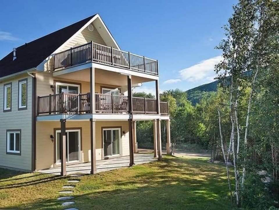 Private courtyard with patio on the 1st and 2nd floors!