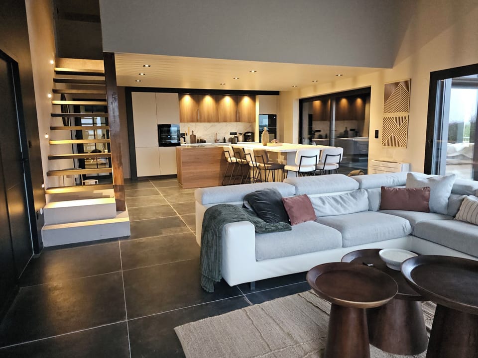Premium Villa, Private Pool, Garden View | Private kitchen | Highchair