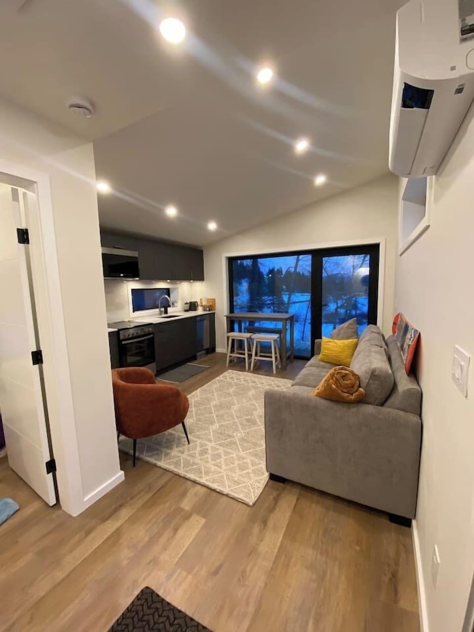 Living Room & Kitchen