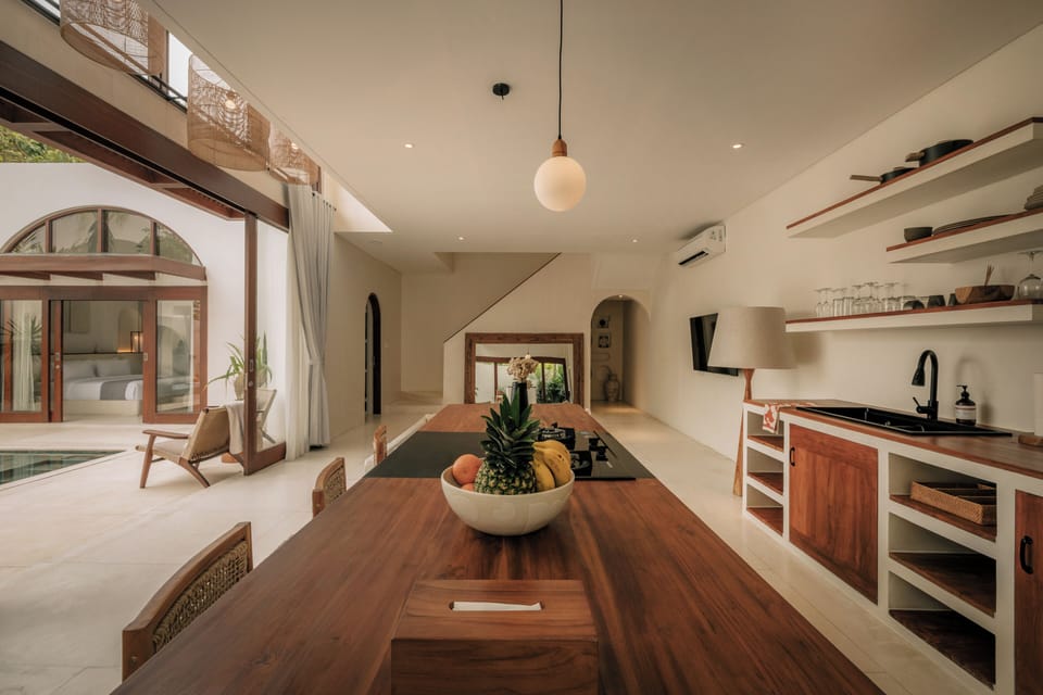 Premium Villa, 2 Bedrooms, Garden View | In-room dining
