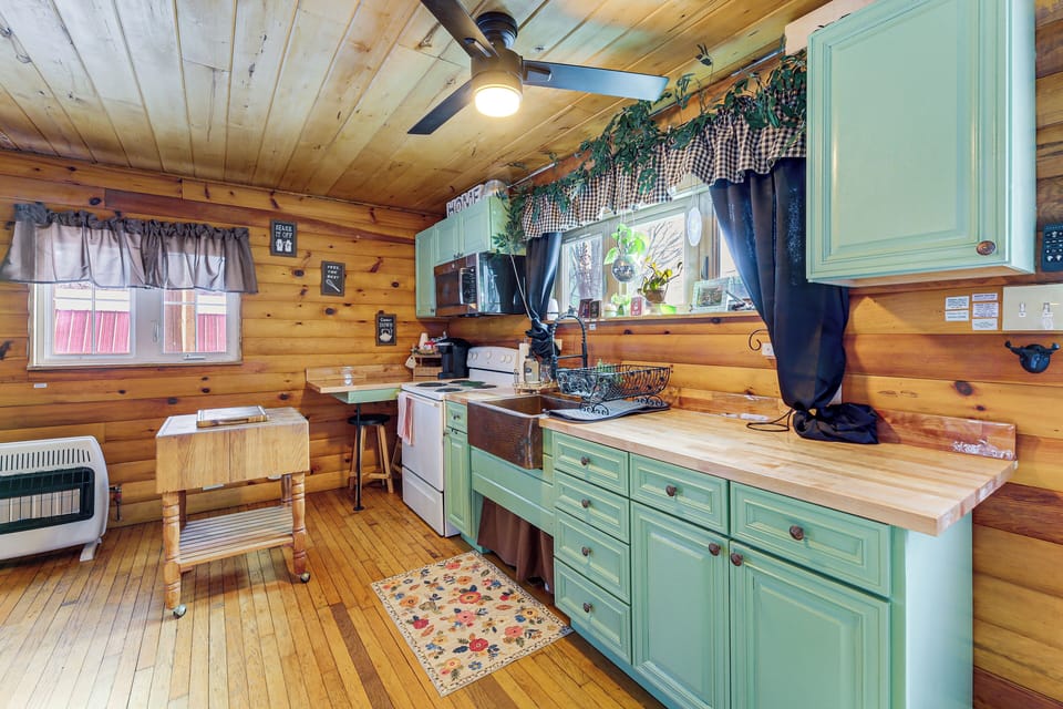 Kitchen | 1st Floor