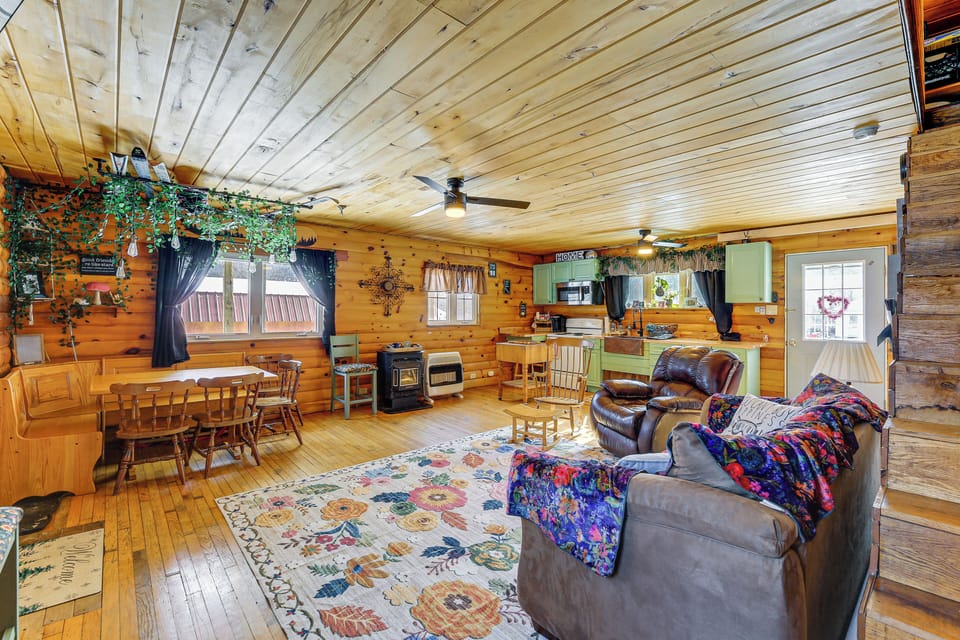 Living Room | 2-Story Cabin