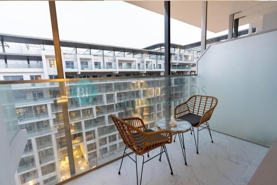 Apartment, Balcony | Dining