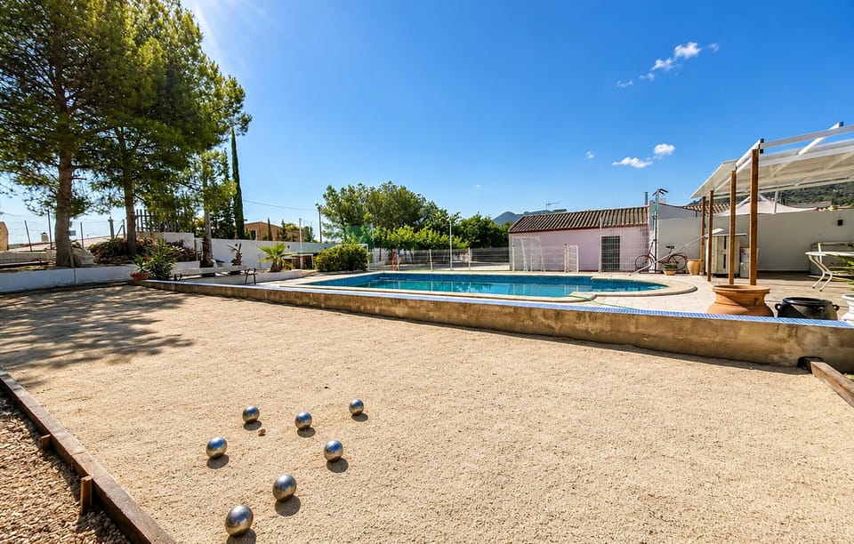 pool