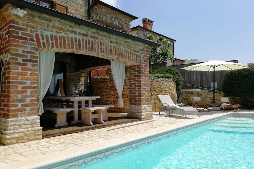 Holiday Home Swimming Pool