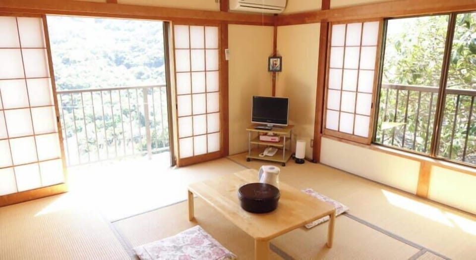 Sea Side Pension Sakuraya Bed and Breakfast in Shizuoka Prefecture
