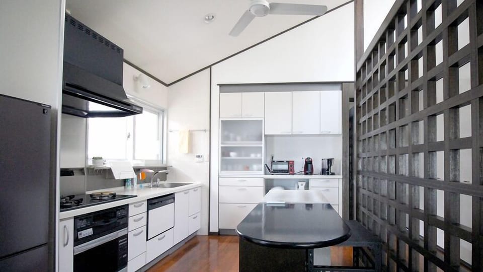Fridge, microwave, stovetop, cookware/dishes/utensils