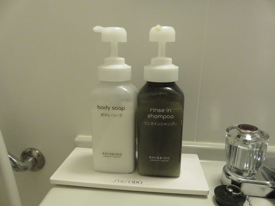 Bathroom amenities