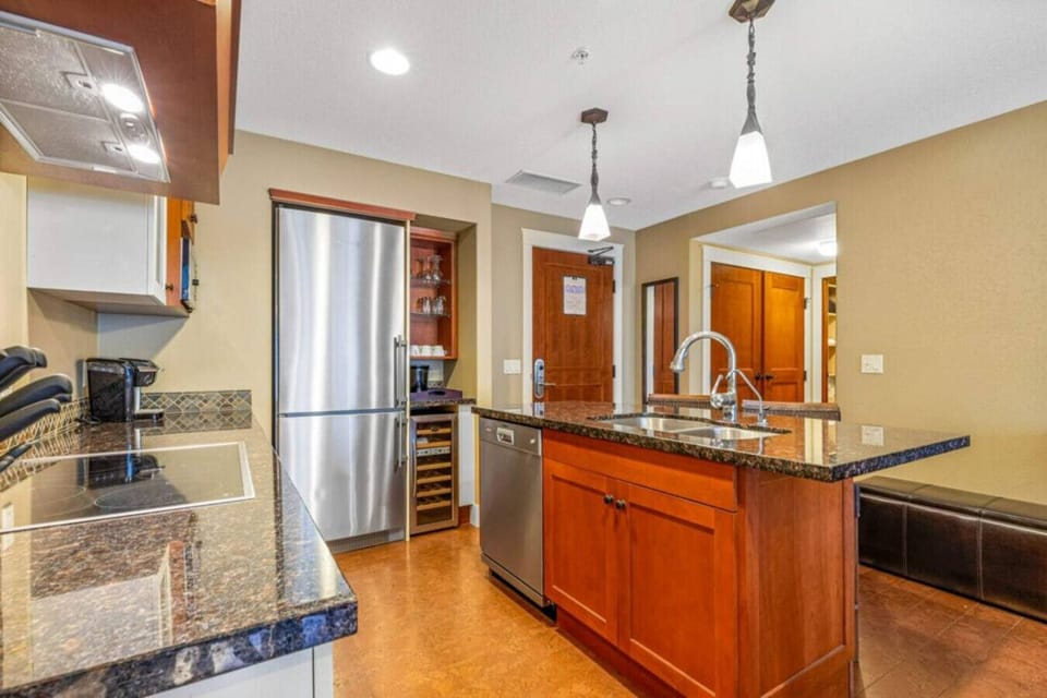 Modern kitchen.
