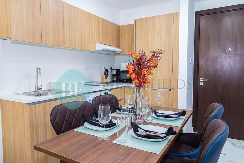 Apartment, Balcony | Dining