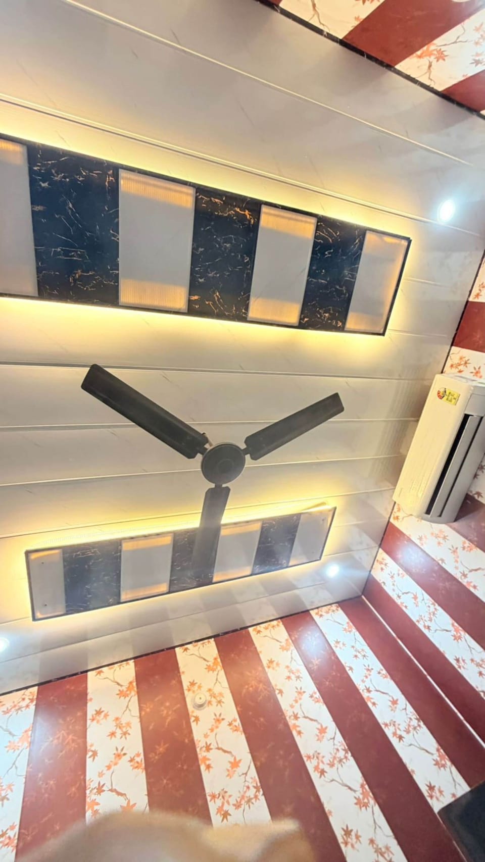 Deluxe Room | Rollaway beds, free WiFi, bed sheets