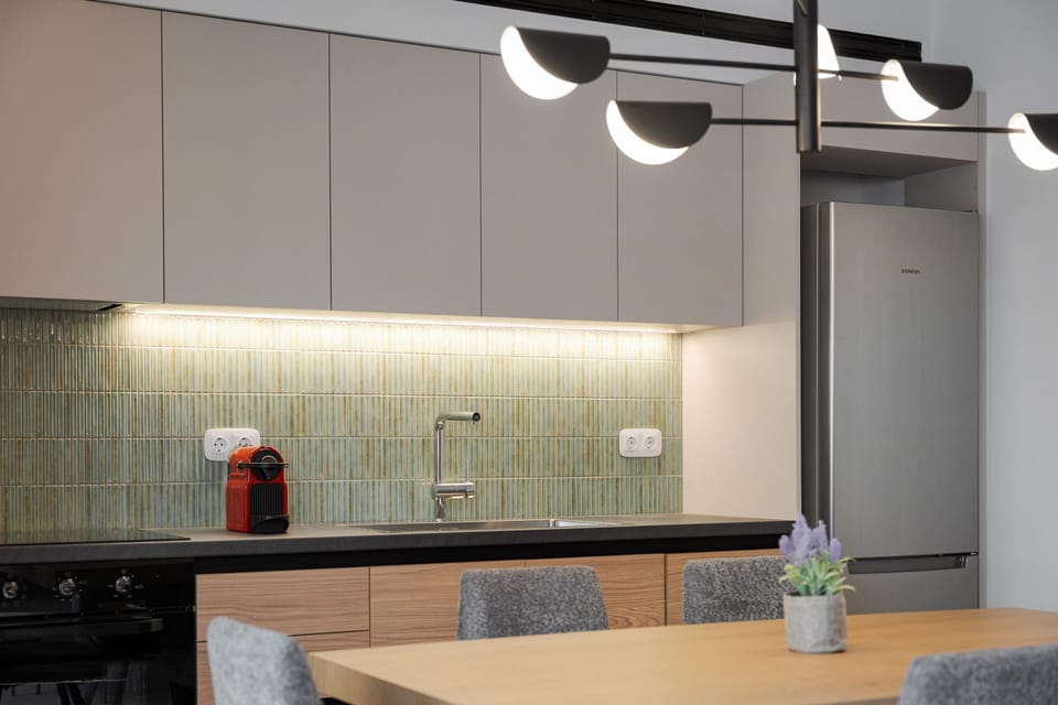 Signature Apartment, Balcony | Private kitchen | Full-size fridge, oven, stovetop, dishwasher