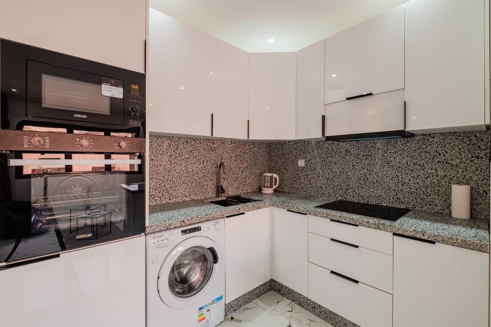 Fully equipped modern kitchen