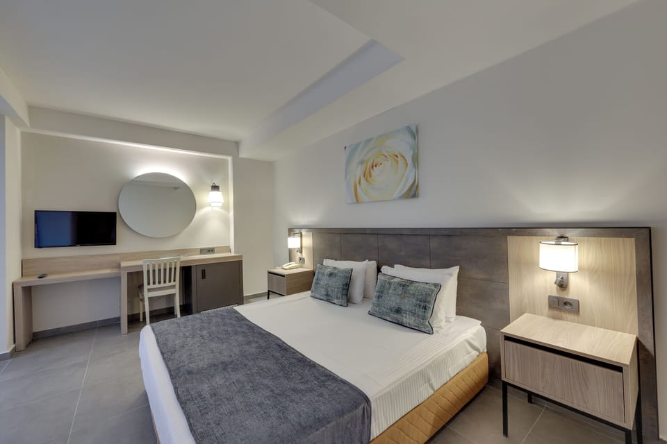 Family Room | In-room safe, free cribs/infant beds, free WiFi, bed sheets