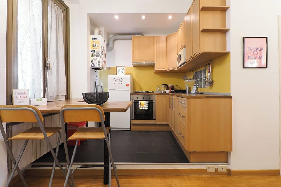 Furniture, Kitchen Appliance, Kitchen, Major Appliance, Countertop, Interior Design, Flooring, Cabinetry, Wood, Floor