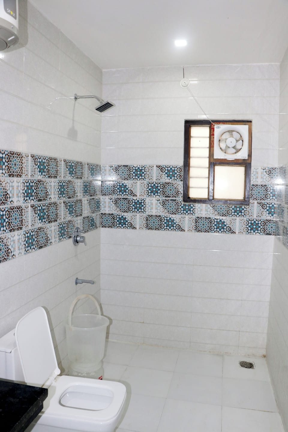 Shower, towels, soap