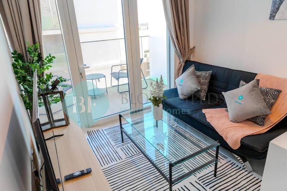 Apartment, Balcony | Living area | TV
