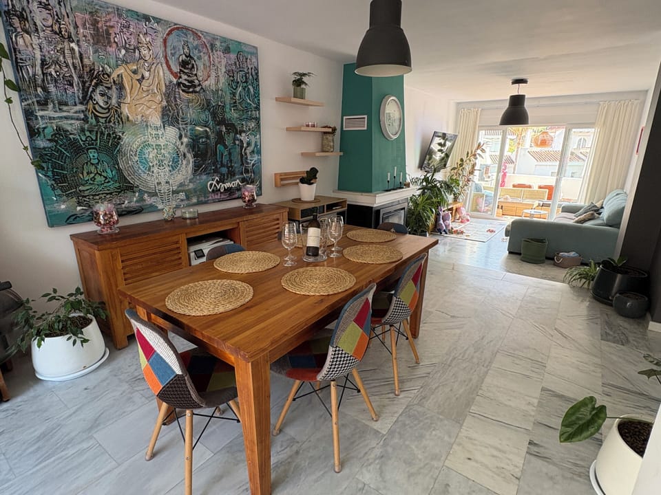 House, 4 Bedrooms, Balcony, Garden View | Dining room