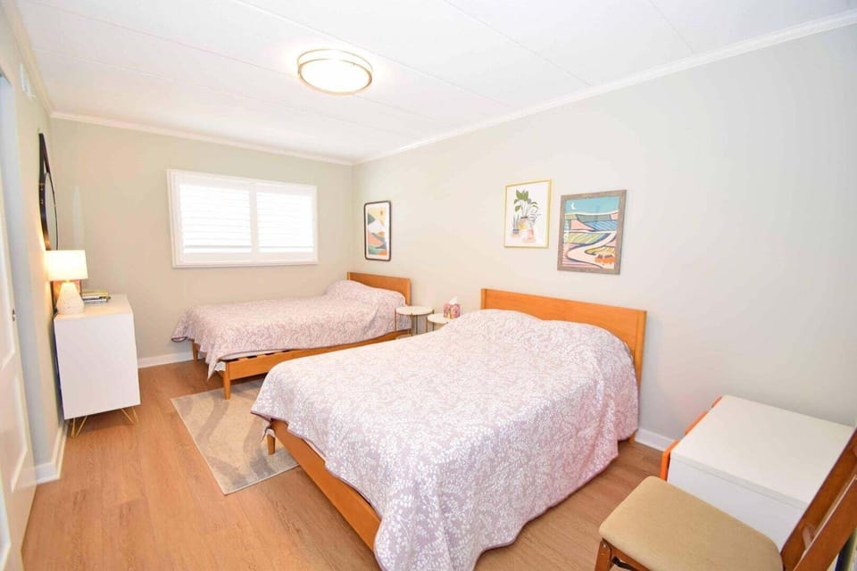 Condo, 2 Bedrooms | 2 bedrooms, iron/ironing board, WiFi (free)